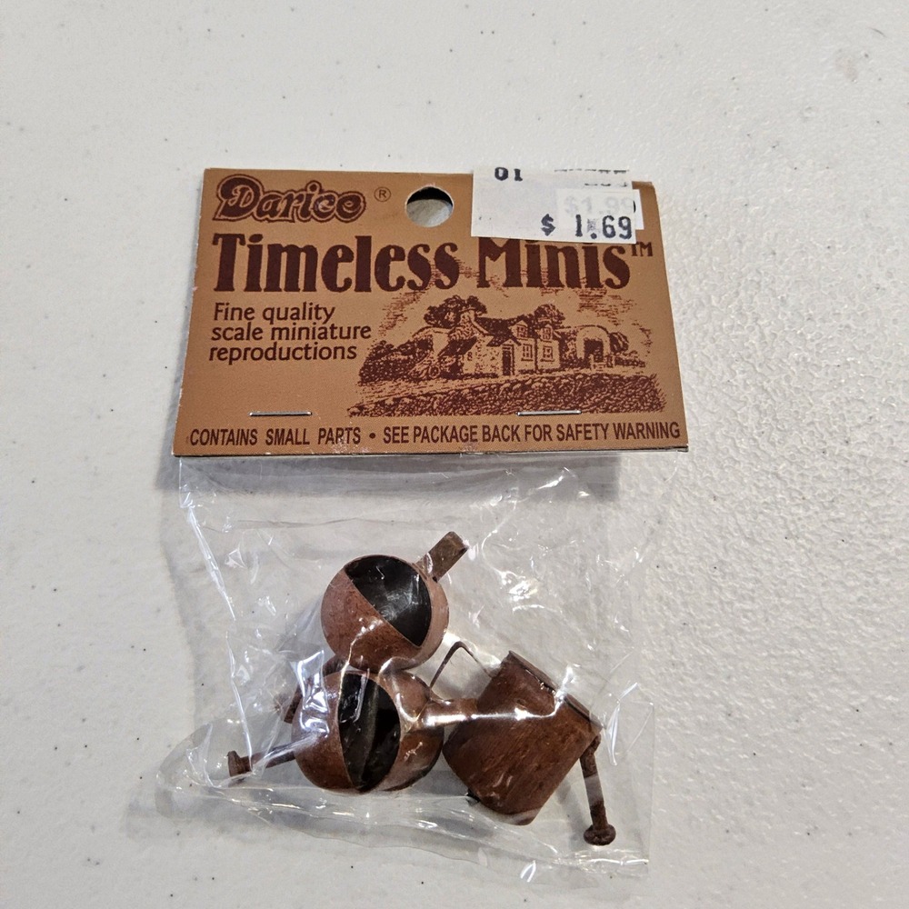 Darice Timeless Minis Water Bucket Miniature Brown 3-Piece Dollhouse Farmhouse